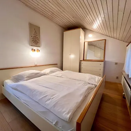 דירה Charming Old Town Loft - Amazing Location *