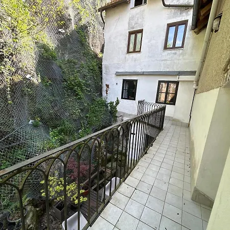 דירה Charming Old Town Loft - Amazing Location *